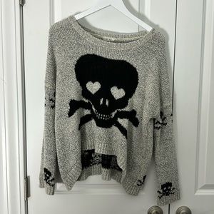 Skull sweater size s/m